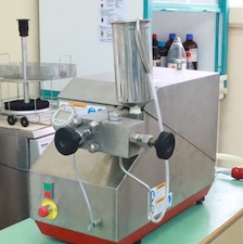 High pressure homogenizer